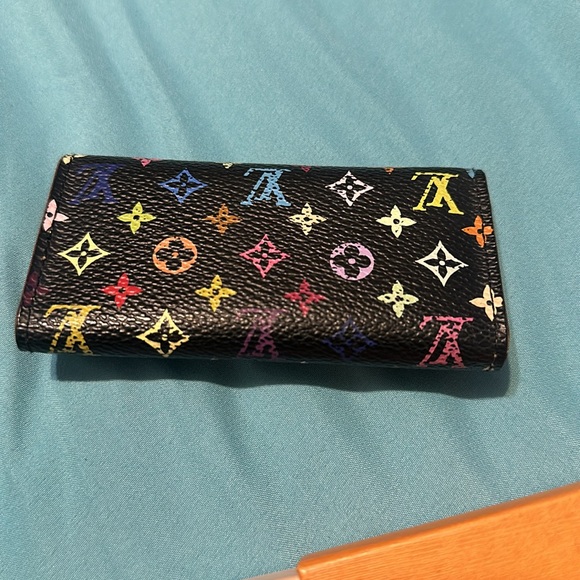 Louis Vuitton Murakami keychain - Picture 9 of 16
